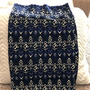 Lularoe “Cassie” pencil skirt